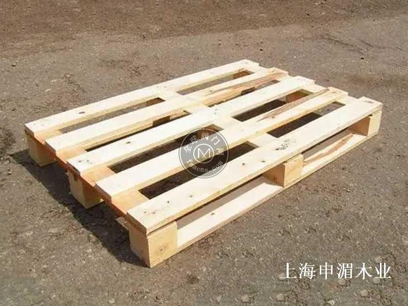 上海木制托盘制造商长期供应木制托盘,提供木制托盘价格