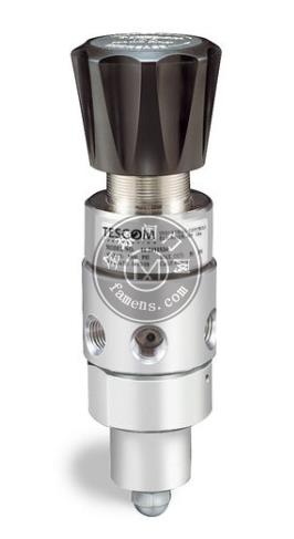 TESCOM&#8482; 双级气缸调压器